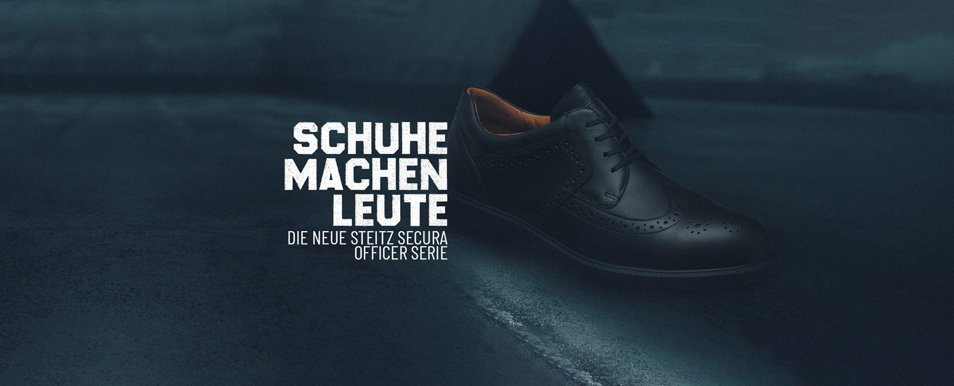 Ein Banner des Schuhherstellers Steitz Secura, mit einem Officerschuh als Abbildung. 